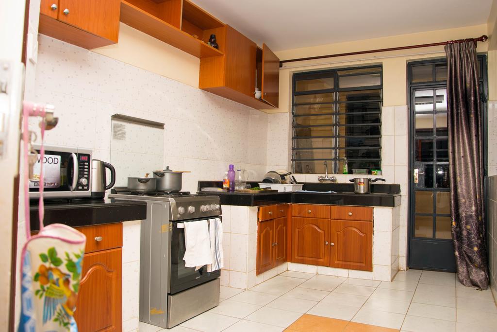 Mani'S Home Away From Home Nairobi Bagian luar foto