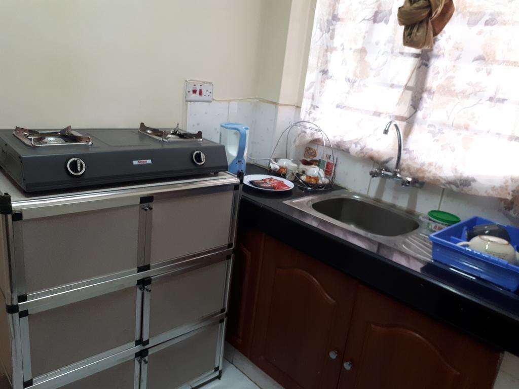 Mani'S Home Away From Home Nairobi Bagian luar foto