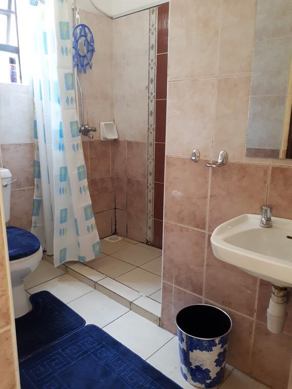 Mani'S Home Away From Home Nairobi Bagian luar foto